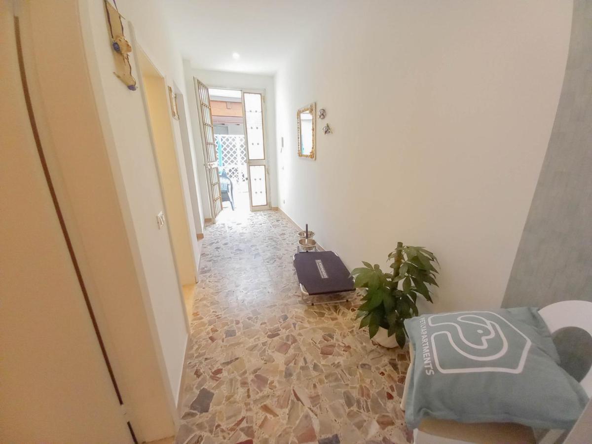 Petlyapartments #12 ベラーリア・イジェア・マリーナ エクステリア 写真