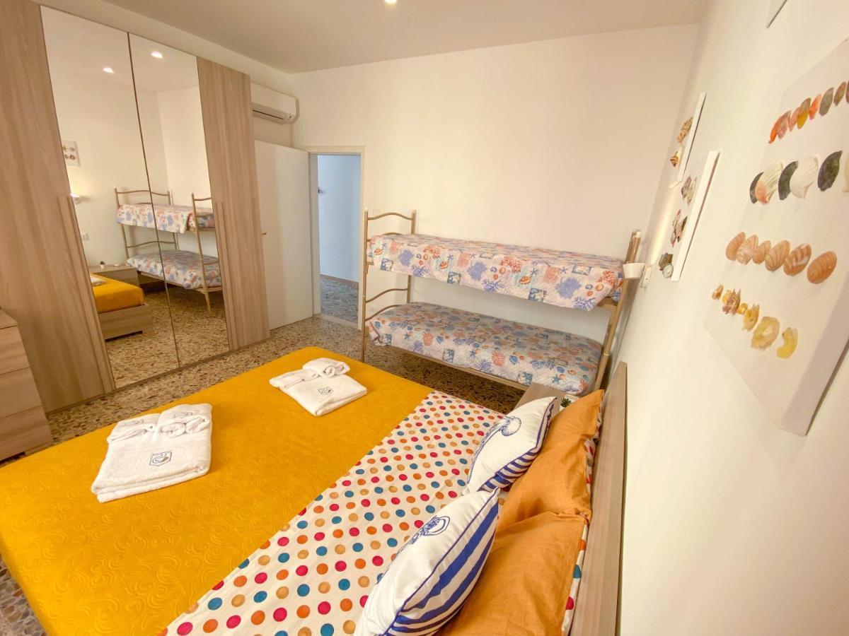 Petlyapartments #12 ベラーリア・イジェア・マリーナ エクステリア 写真